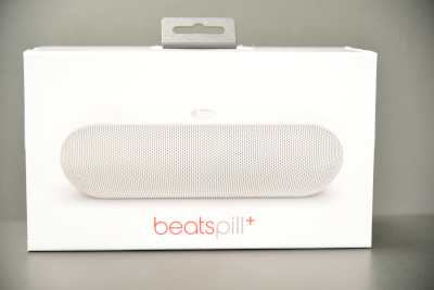 Beats Pill+の外箱