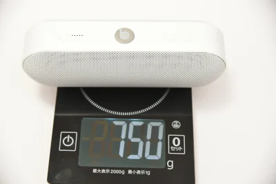 Beats Pill+の重さ