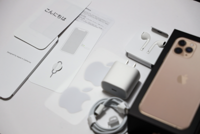 iPhone 11 Proの付属品と説明書一式