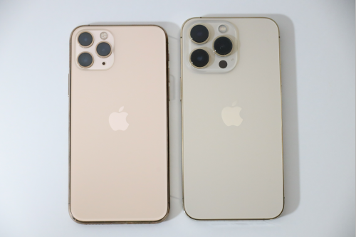 カメラのレンズiPhone 11 ProとiPhone 13 Proの比較その１