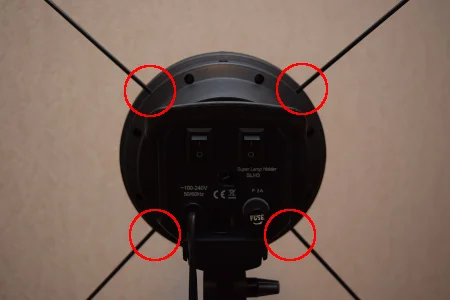 SB-060S 棒の挿し込み穴は側面の4か所